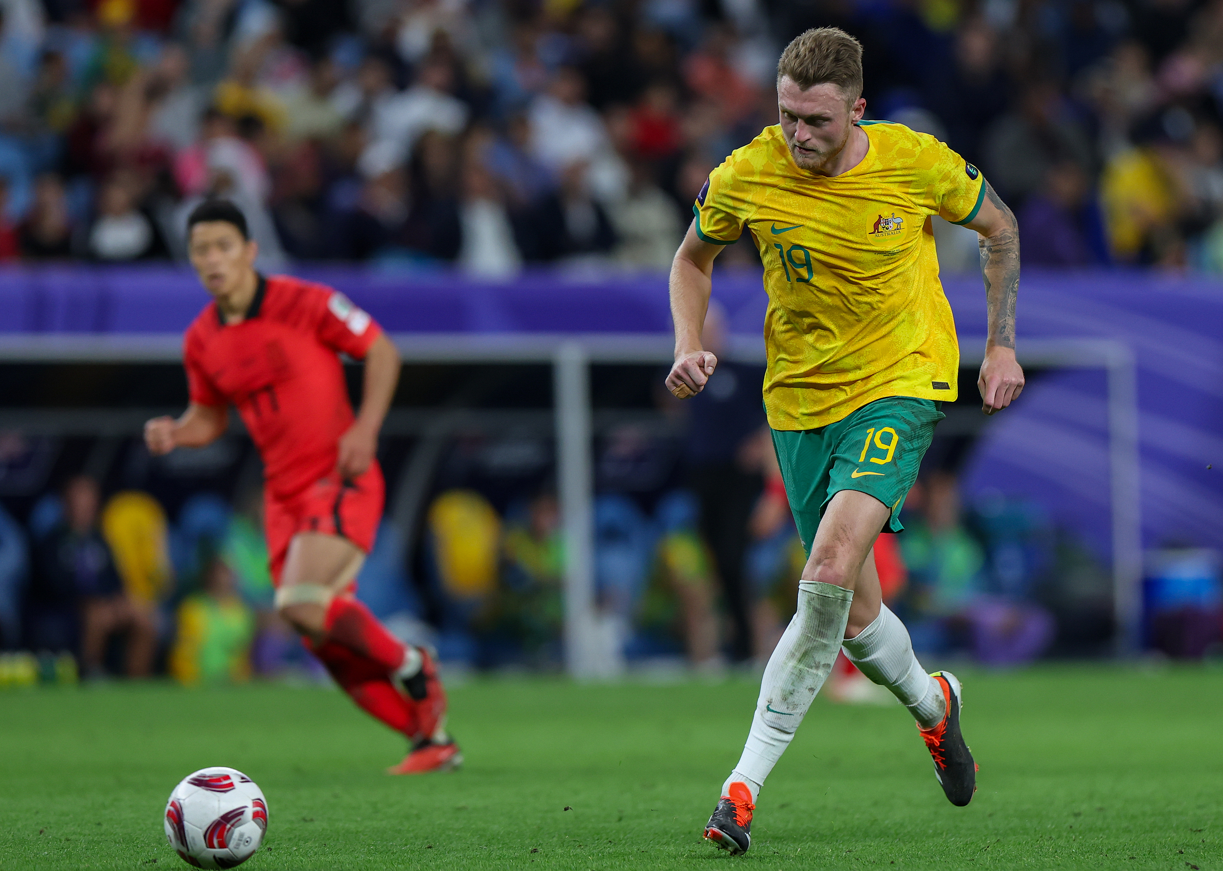 瓦伦西亚遭遇伤病潮，球队状况严峻需快速调整