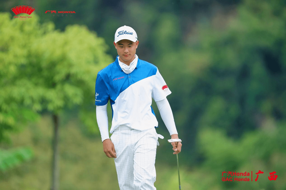 欧预赛球场对决步步惊心，实力对比明显