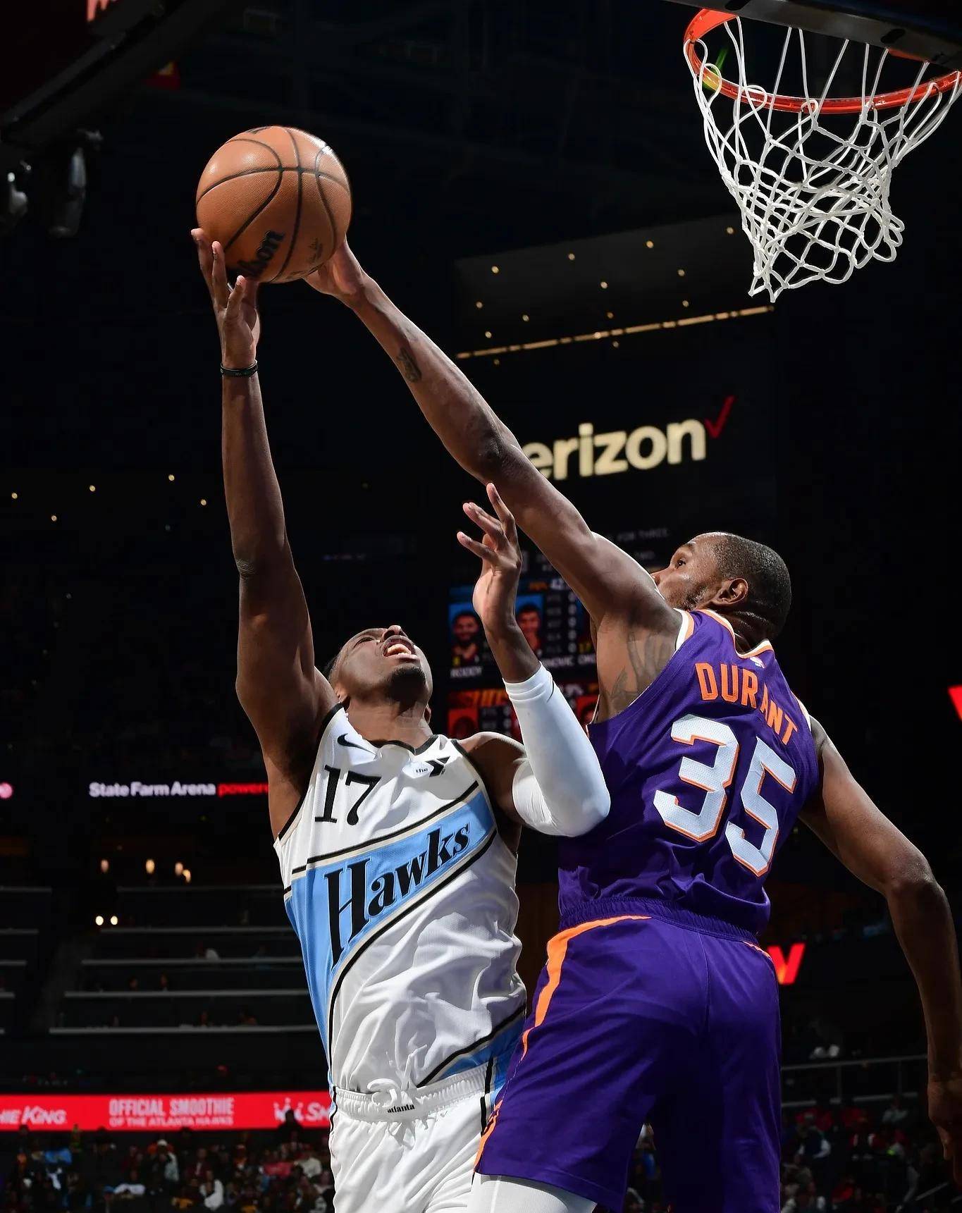 爵士客场击败老鹰，保持稳定发挥