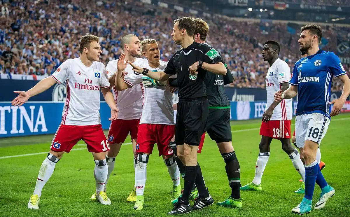 汉堡队锋线配合默契，取得连胜势头的简单介绍