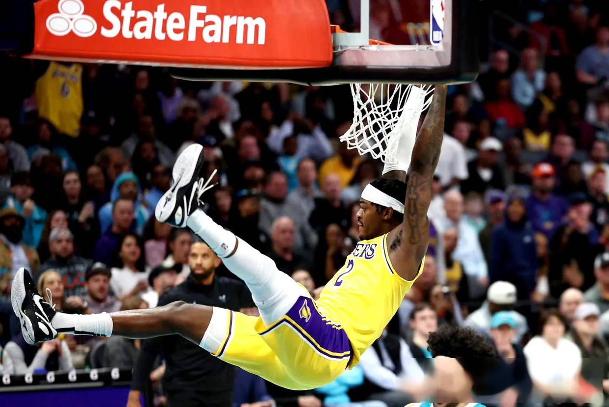 太阳击败快船，迎来连胜势头