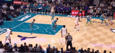 关于猛龙击败黄蜂，范弗利特得分破20的信息