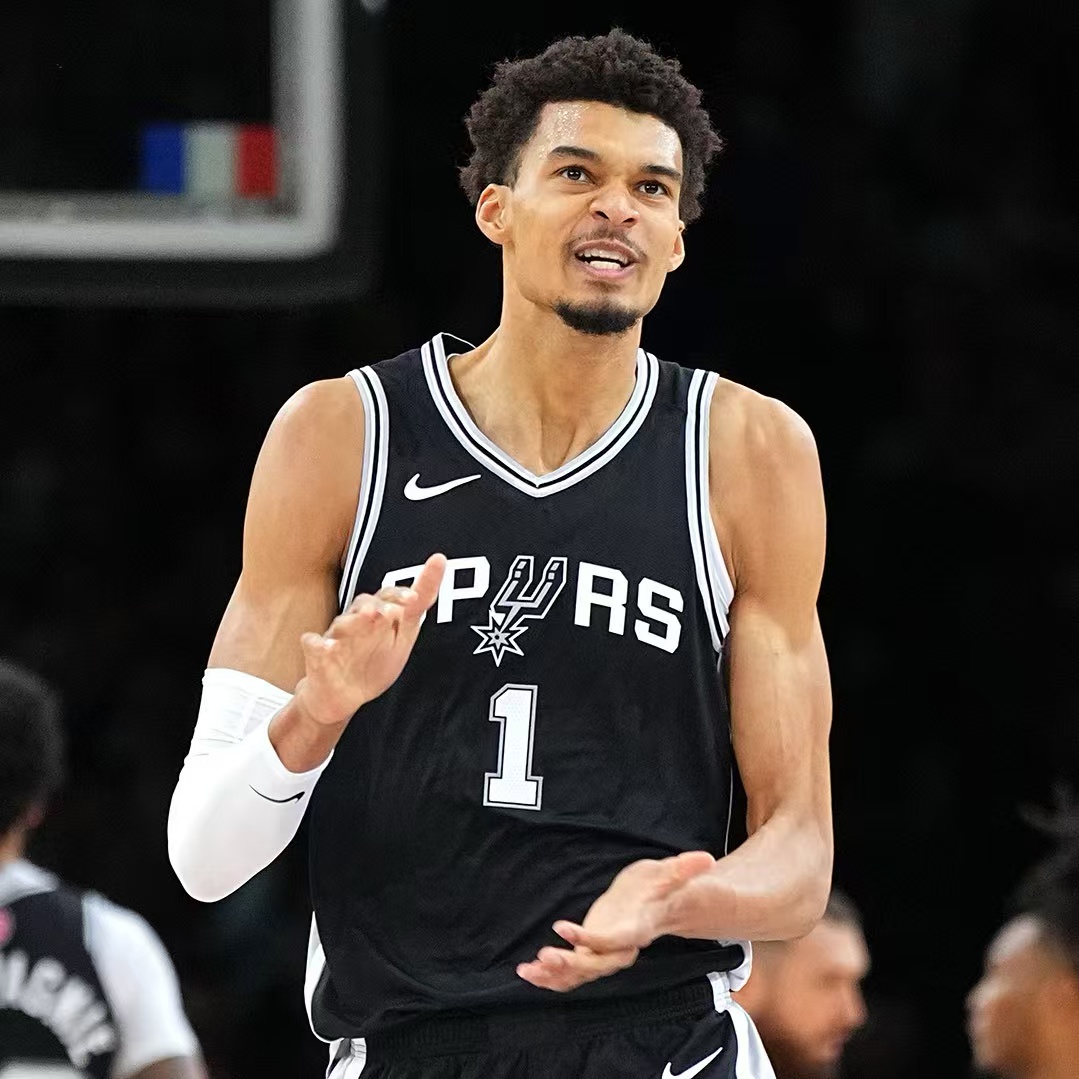 开拓者惨败马刺，球队状态出现波动