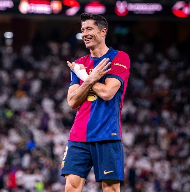 包含巴西鏖战法国,莱万统治全场的词条 包含巴西鏖战法国,莱万统治全场的词条